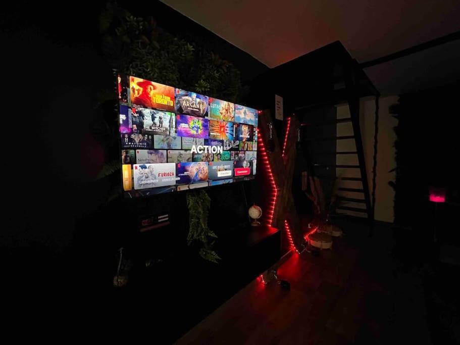 Red Love-Room / Balneo & Plus ! Souppes-sur-Loing Buitenkant foto